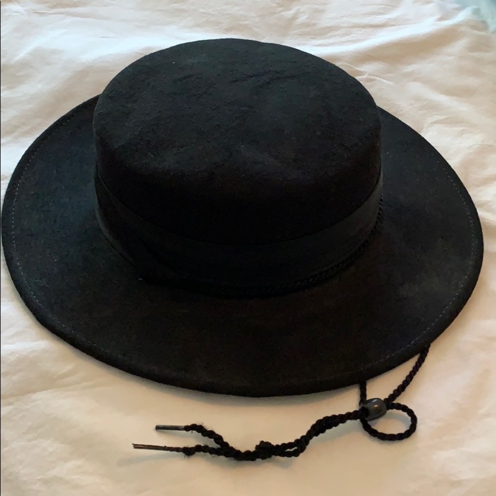 Black rimmed hat with adjustable chin tie